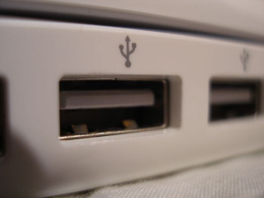 Разработан стелс-вирус, передающийся через USB