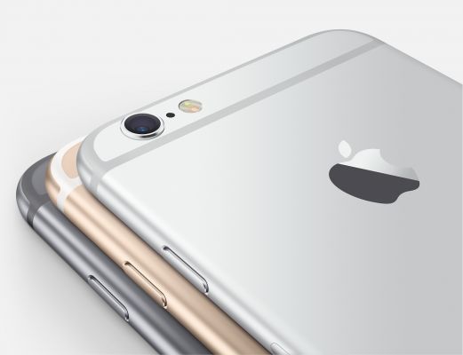 Apple открыла предзаказы на новые iPhone 6