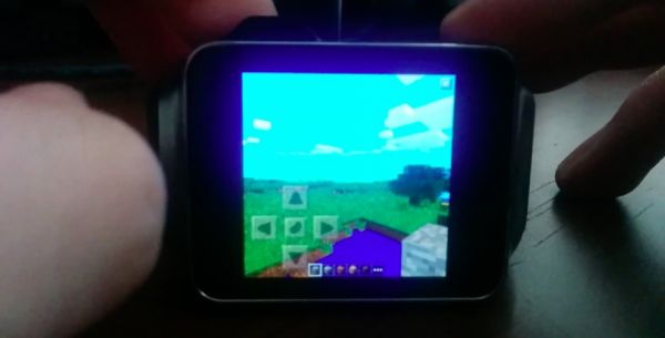 Игра Minecraft портирована на Android Wear
