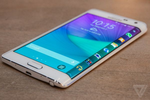 Samsung Galaxy Note Edge в России будет стоить 49 990 рублей