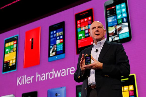 Стив Балмер признал неудачи Windows Phone