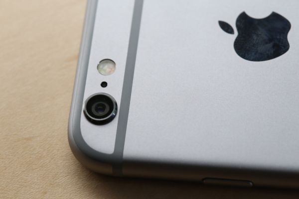 Выпирающая камера в новых iPhone 6 — технологическая особенность