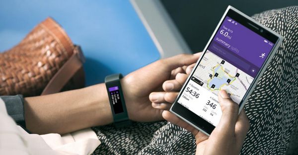 Microsoft Band - фитнес-браслет и умные часы в одном лице