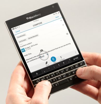 BlackBerry Passport остался цел в экстремальном дроп-тесте