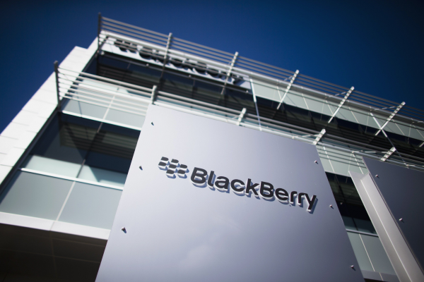 BlackBerry и Boeing выпустят самоуничтожающийся Android-смартфон