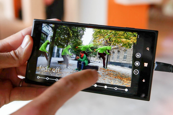 Новое приложение Lumia Moments позволяет вырезать живые кадры из видео