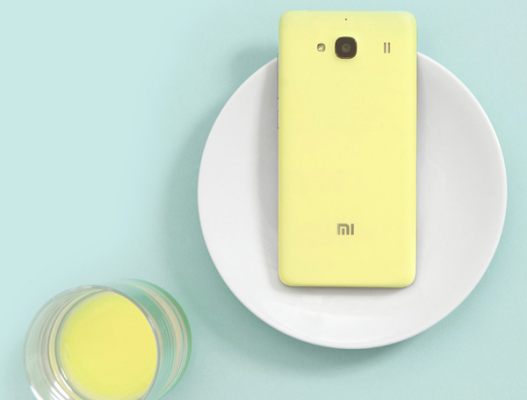 Xiaomi Redmi 2 представлен официально: низкая цена, яркие цвета и 4G LTE