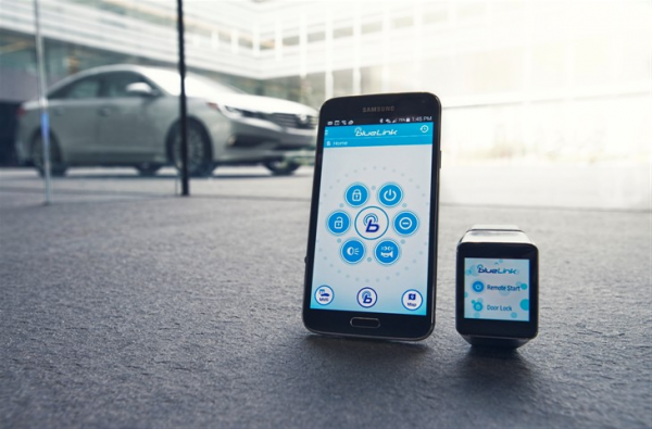 Автомобилями Hyundai скоро можно будет управлять с Android Wear