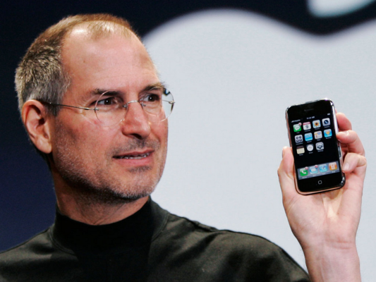 Первому поколению iPhone сегодня исполнилось 8 лет