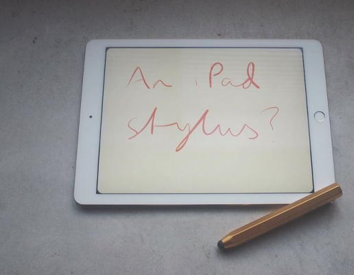 iPad Pro, возможно, будет идти в комплекте со стилусом