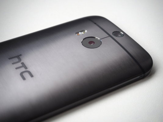 HTC One (M8) в Европе получает Android 5.0 Lollipop