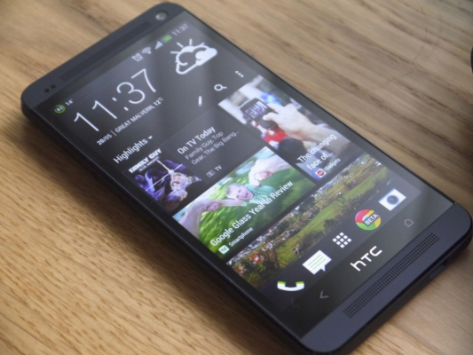 HTC One (M7) получает официальное обновление Android Lollipop в Европе