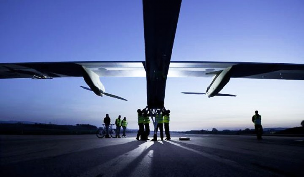 Solar Impulse 2 совершит кругосветное путешествие без горючего