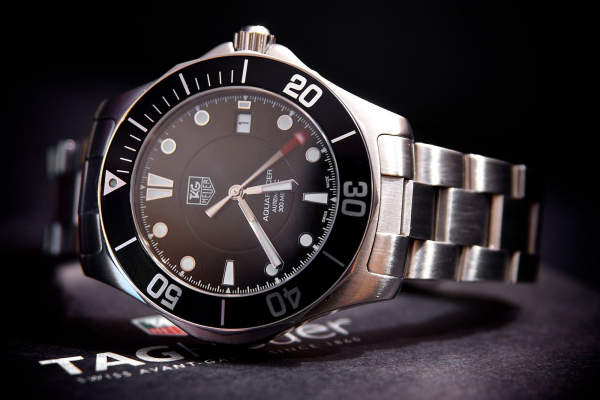 Дебютные умные часы от TAG Heuer будут представлены сегодня на Basel World 2015