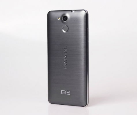 Elephone готовит интересный флагман с Android Lollipop и Windows 10