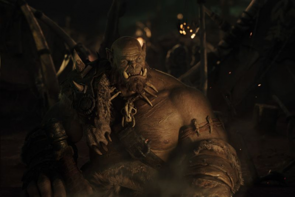 Показаны изображения из фильма Warcraft