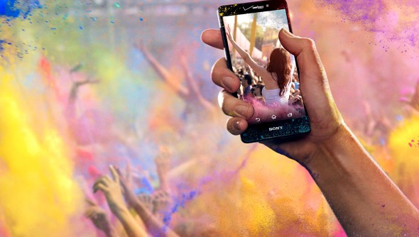 Sony представила Xperia Z4v с Quad HD-экраном