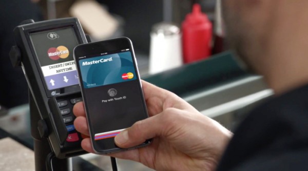 Российский «Сбербанк» уже готов работать с Apple Pay и Android Pay
