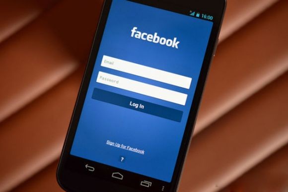 Facebook* облегчит обмен GIF-файлами в Messenger