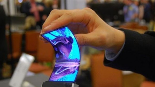 Samsung запатентовала два вида гибких дисплеев и "невидимые" кнопки