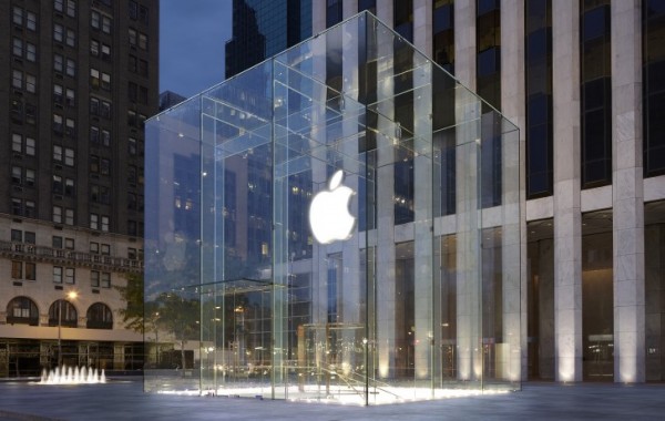 Apple показала финансовый отчёт за третий квартал 2015