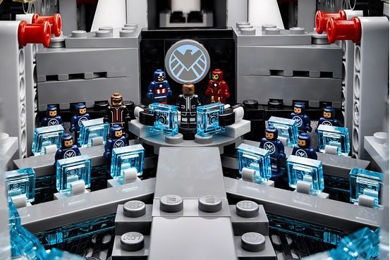 Компания LEGO вкладывает деньги в разработку нового пластика