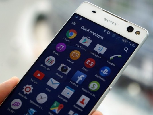 Безрамочный селфи-фаблет SONY Xperia C5 Ultra появился в России