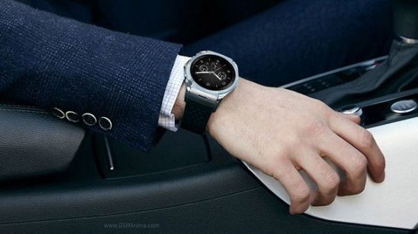 LG представила инкрустированные золотом часы Watch Urbane