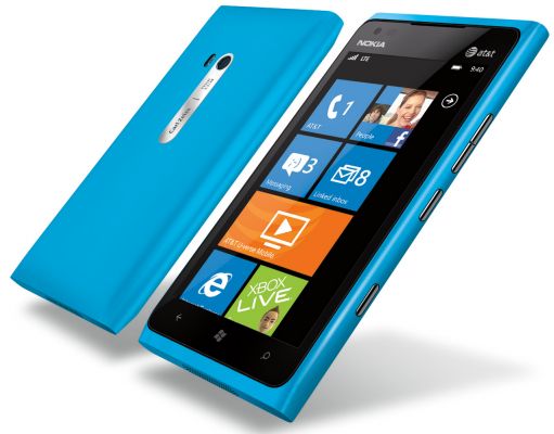 Nokia Lumia 900 без контракта будет стоить всего 450$