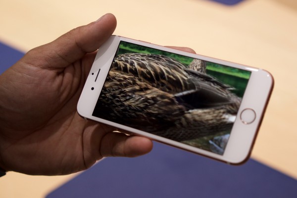 Розовое золото: во Вьетнаме продают iPhone 6 под видом iPhone 6s
