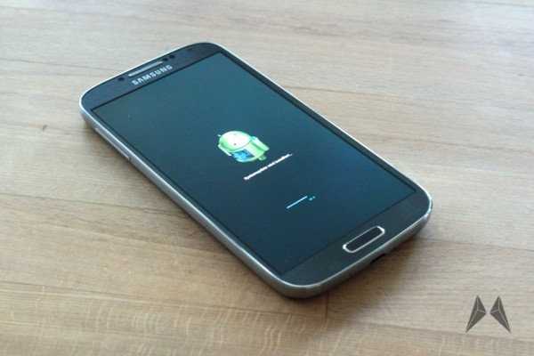 SamFirm — удобная утилита для быстрой загрузки прошивок к устройствам Samsung