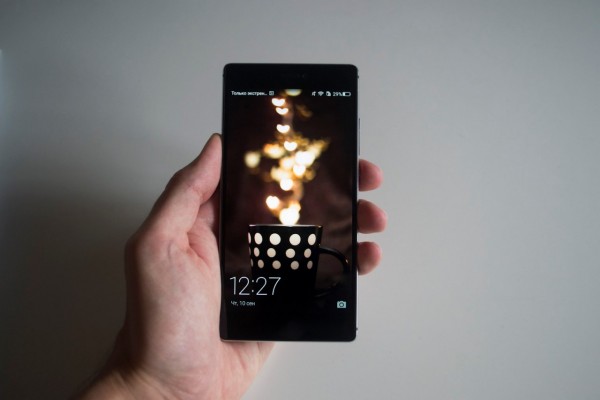 Обзор Huawei P8