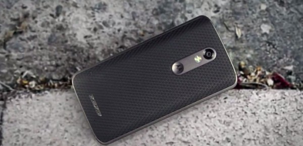 Смартфон Droid Turbo 2 показан на видео-тизере