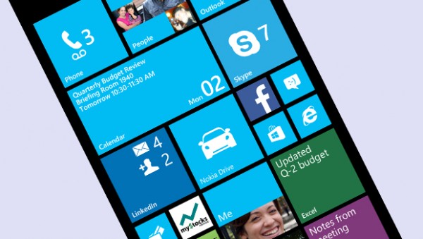 Доля Windows Phone на мобильном рынке упала почти в два раза