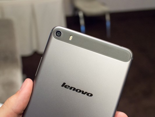 Доступный фаблет Lenovo PHAB теперь можно купить в России