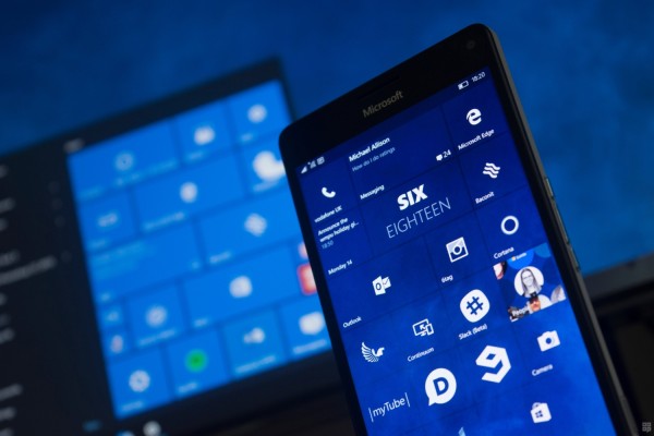 Обновления с Windows 10 Mobile для старых Lumia не выйдут до конца 2015 года