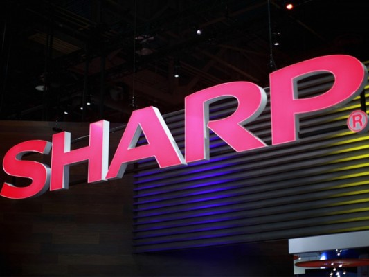 Foxconn собирается купить Sharp за 5,3 млрд долларов