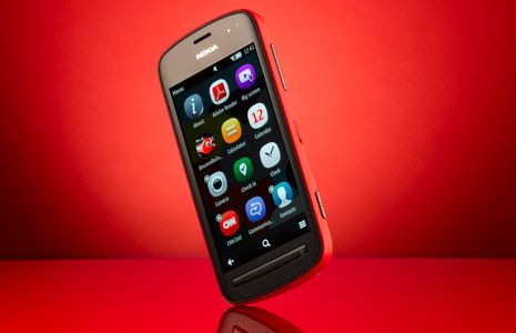 Nokia 808 PureView задерживается