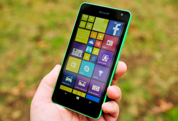 Продажи смартфонов Lumia вернулись на уровень 2012 года