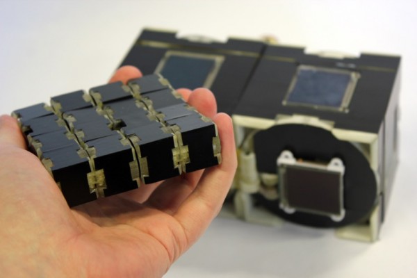 Разработчики показали прототип смартфона-трансформера