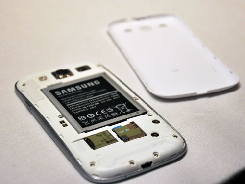 Galaxy S III живет дольше всех при интернет-серфинге
