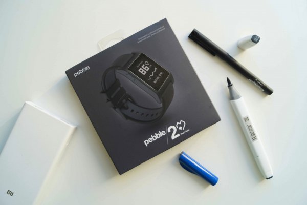 Обзор Pebble 2