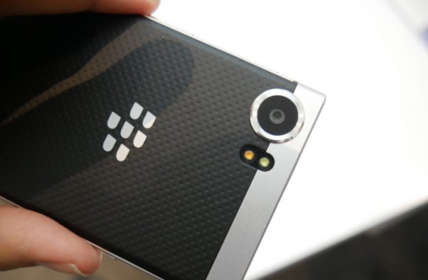 Новый смартфон BlackBerry получит камеру от Google Pixel