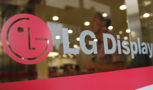 LG представила дисплей для смартфонов с соотношением 18:9
