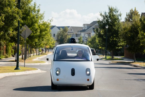 Беспилотным автомобилем Google займется компания Waymo