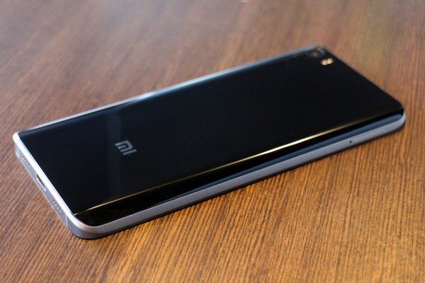 Xiaomi официально подтвердила изогнутый экран в Mi Note 2