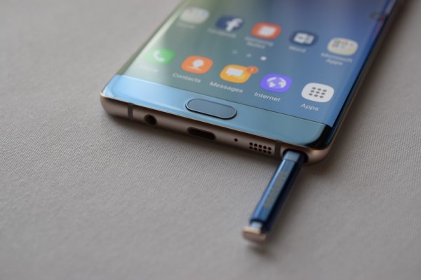 Samsung официально прекращает продажи Galaxy Note 7