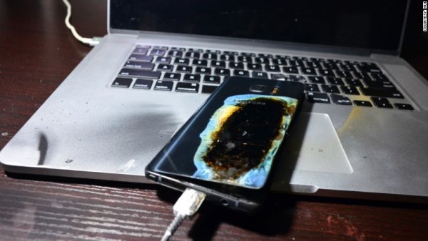 Совершенно новый Galaxy Note 7 загорелся в Китае