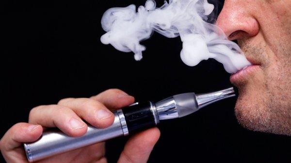 Пары мощных электронных сигарет могут вызвать рак