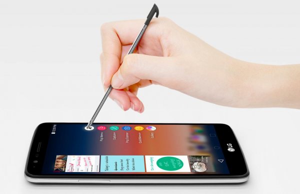 Смартфон со стилусом LG Stylus 3 доступен в России